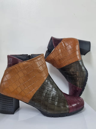 1045 Burdeos/khaki/Tan Croc Boot